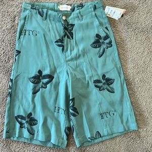NWT Honor The Gift men’s shorts.  Size 32